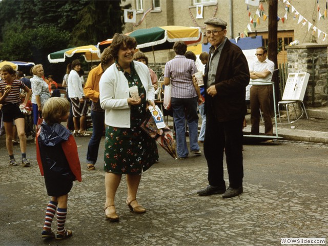 Kinderfest-Michael,Eva-Maria+ der Straßenuhlig